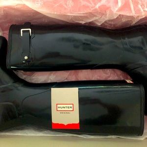 Women’s Hunter Tall Gloss Rain Boots